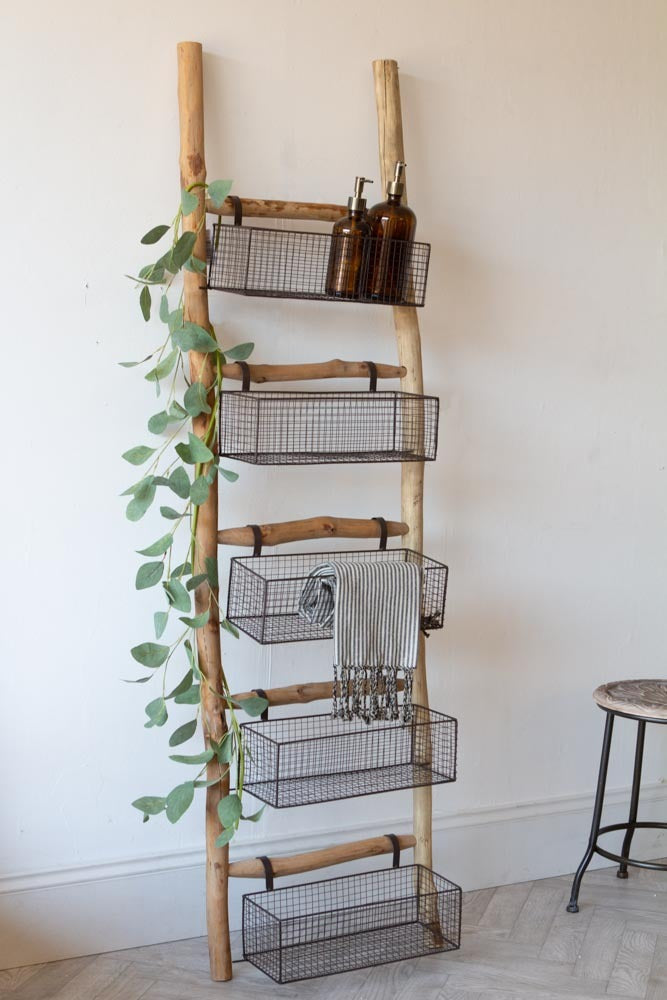 Échelle en bois avec 5 étagères à paniers