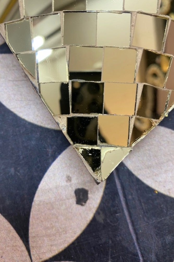 Boule disco en forme de cœur enflammé - SECONDS