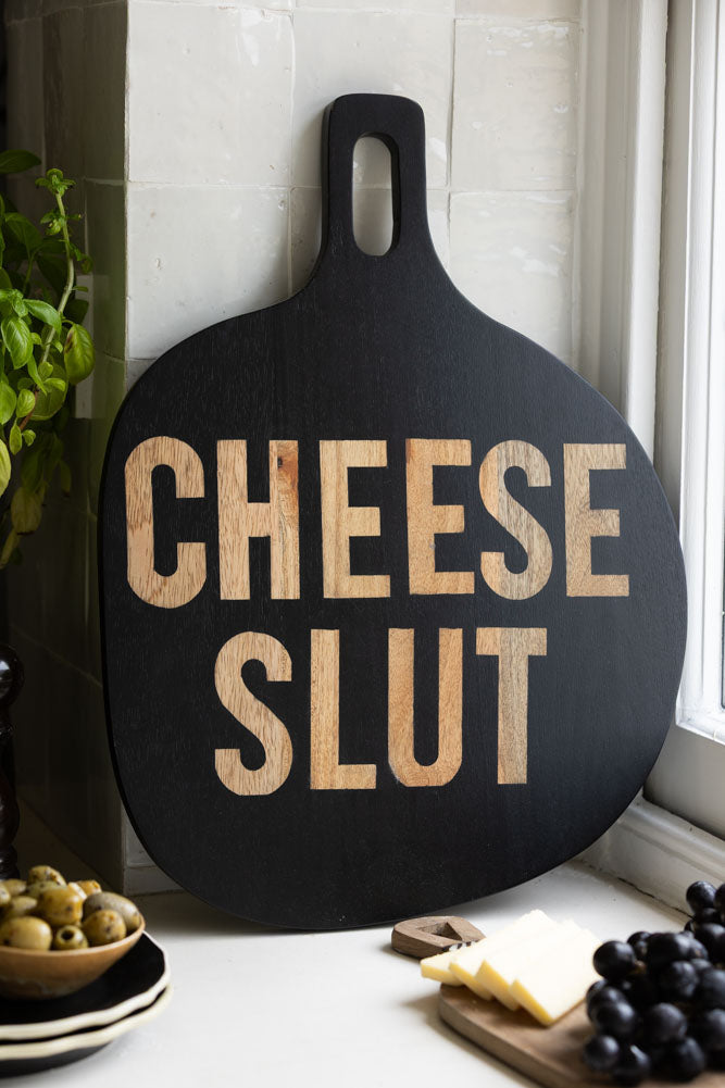 Planche de service en bois de mangue Cheese Slut