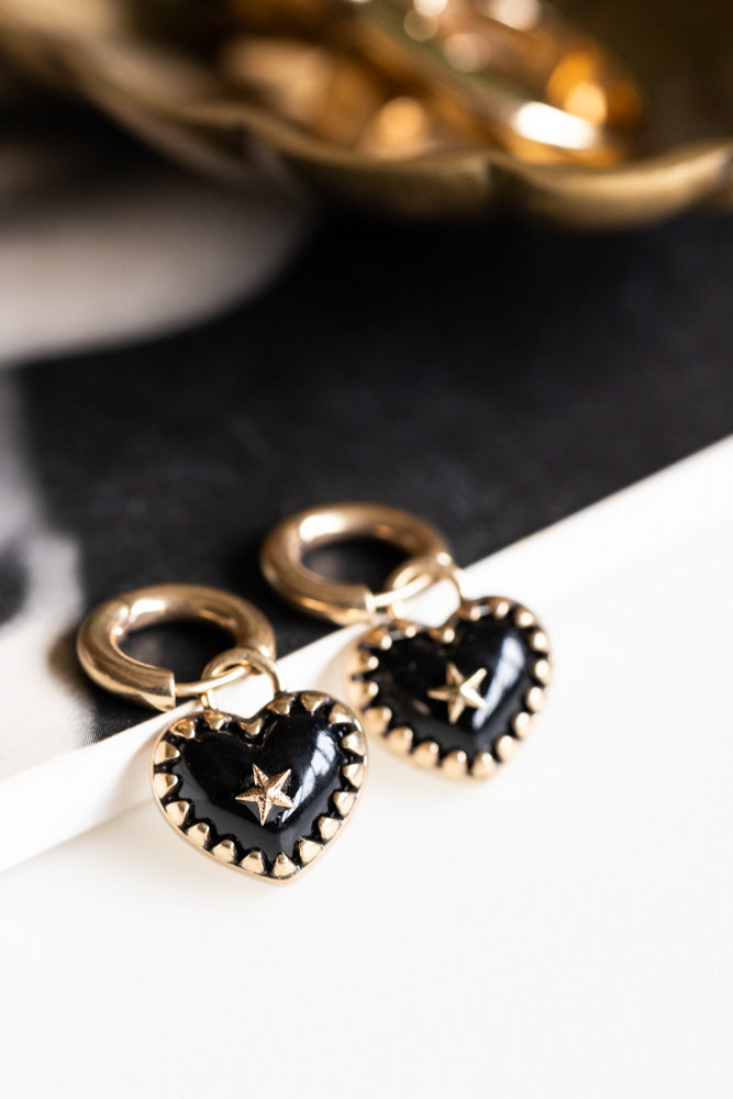 Boucles d'oreilles créoles en forme de cœur en or et noir